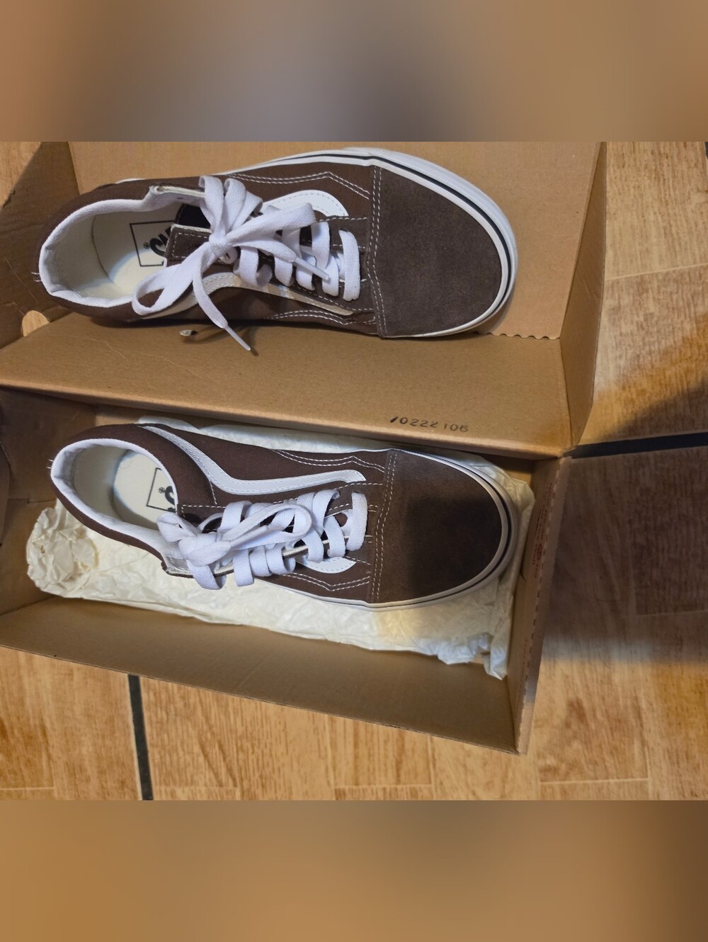 Vans Brown Suede Low-Top Sneakers with White Stripe Womens Size 8